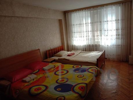 We offer 1k and 2k apartment in the center of Leningradskaya