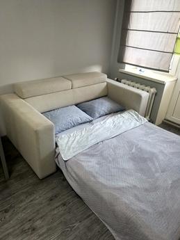 Spacious apartment 54 sq. On Dragovanov, Kyiv - apartment by the day