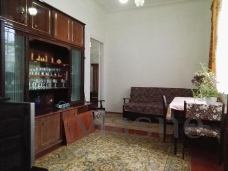 Rent 3 room apartment in the center, Dnipro (Dnipropetrovsk) - apartment by the day