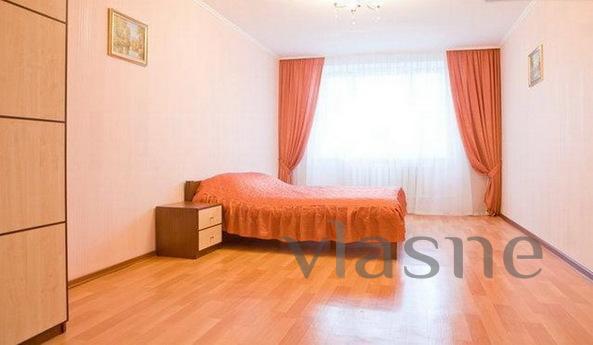 3 BR. apartment, Kharkivska Metro, Kyiv - apartment by the day