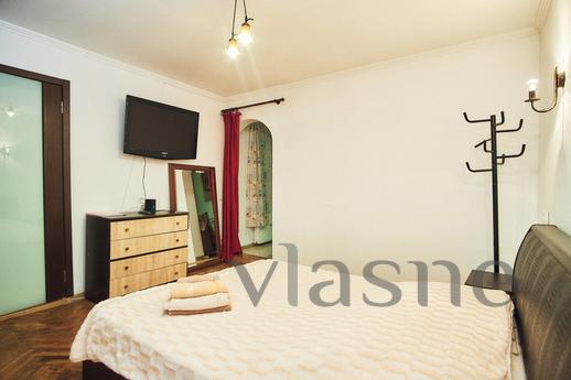 studio apartment in the center of town, Lviv - apartment by the day