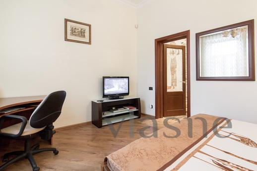 The historical center of Odessa - VIP le, Odessa - apartment by the day