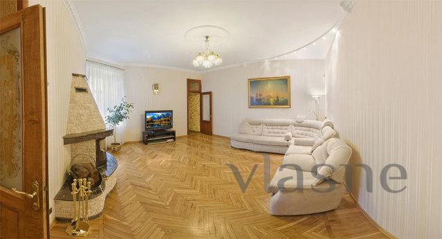 Исторический центр Одессы - VIP уровень, Одесса - квартира посуточно