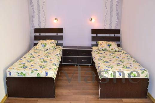 near railway snation, 2 rooms, Dnipro (Dnipropetrovsk) - apartment by the day