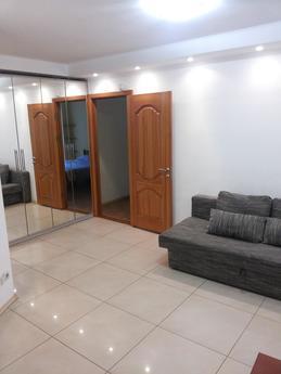 3 bedroom apartment Train Station, Kyiv - apartment by the day
