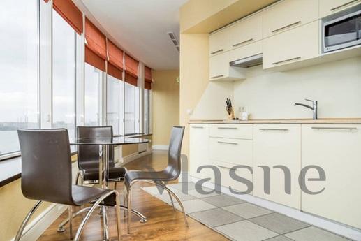 Family Apartment in Bridge City, 2 Bedro, Dnipro (Dnipropetrovsk) - apartment by the day