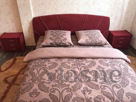 3-rooms. daily. Uzhhorod-pl. Sh. Petofi, Uzhhorod - apartment by the day