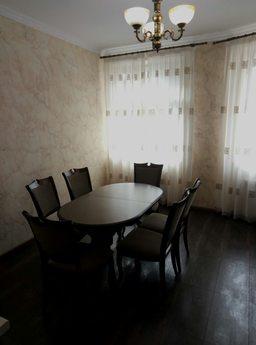 Beautiful 2k. Apartment for daily rent i, Uzhhorod - apartment by the day