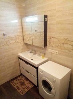 Beautiful 2k. Apartment for daily rent i, Uzhhorod - apartment by the day