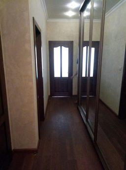 Beautiful 2k. Apartment for daily rent i, Uzhhorod - apartment by the day