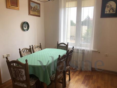 Spacious apartment for rent in Uzhgorod, Uzhhorod - apartment by the day