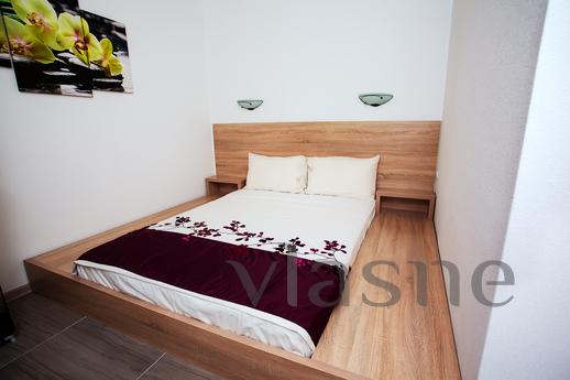Rent 2-bedroom apartment!, Chernihiv - apartment by the day