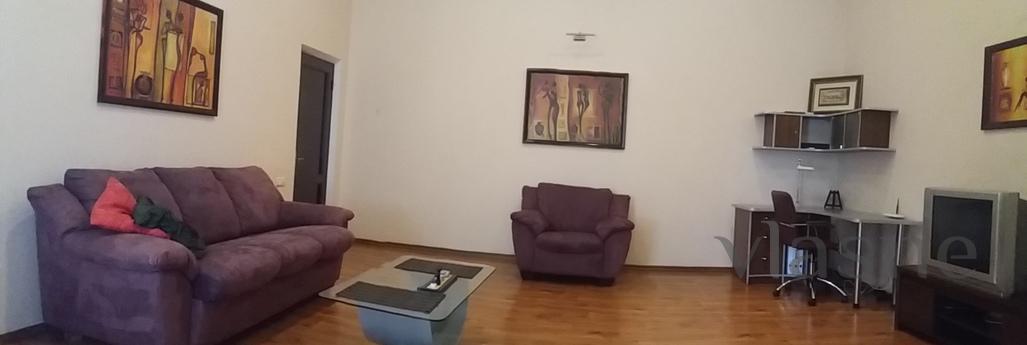 Rent our 2-apartment in the center, Odessa - apartment by the day