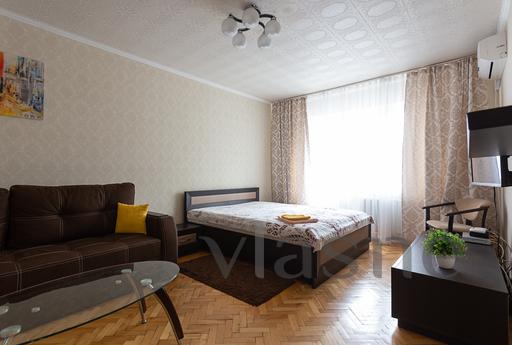 Centr.__ Lavra., Kyiv - apartment by the day