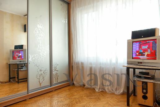 Railway Station_ $., Kyiv - apartment by the day