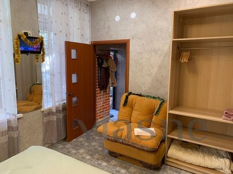 Daily rent Kirov, 10, Yalta - apartment by the day