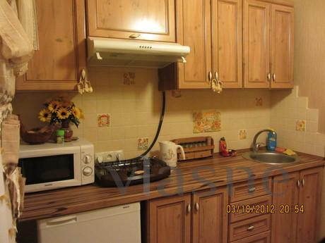 Designer renovated, Dnipro (Dnipropetrovsk) - apartment by the day