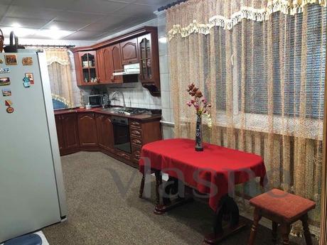 The apartment is like, clean, warm., Uman - apartment by the day