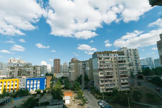 Excellent suite in Osokorki, Kyiv - apartment by the day