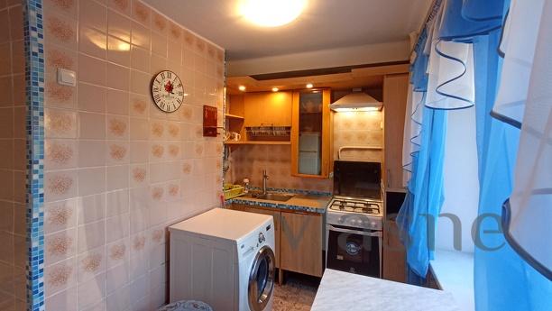 4-BR apartment with 3 bedrooms, Kyiv - apartment by the day