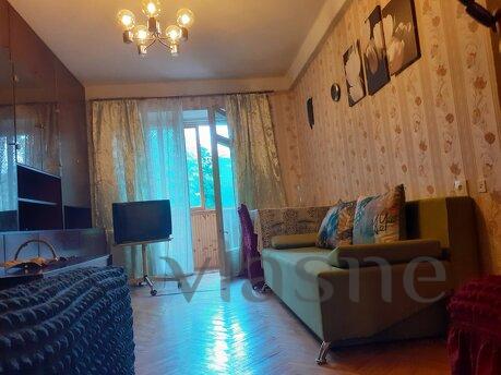 3-room o Left-bank, Kyiv - apartment by the day