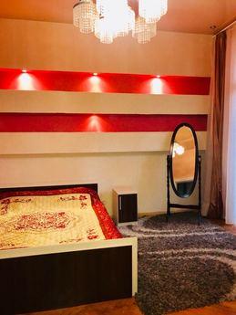 The apartment is offered for short stays in the heart of the