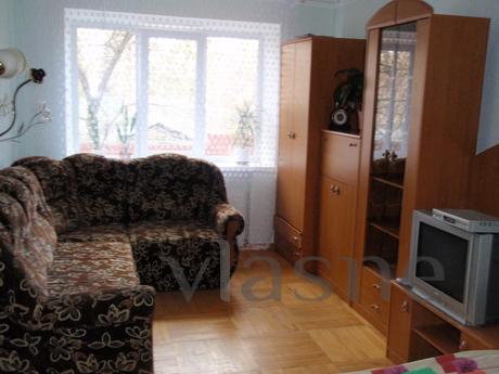 Cozy, very quiet apartment in the CPI., Kyiv - apartment by the day