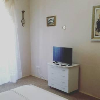 Daily Sevastopol 30/2, Simferopol - apartment by the day