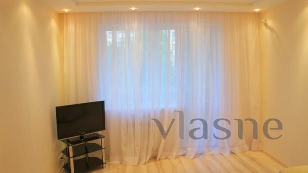 Odessa. 2 room apartment in Arcadia, Odessa - apartment by the day
