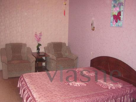 Daily, hourly 1-bedroom in Saltovka, Kharkiv - apartment by the day