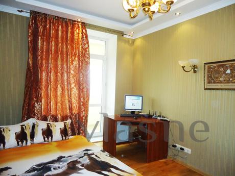 3 BR .Penthouse apartment,near Arcadia, Odessa - apartment by the day