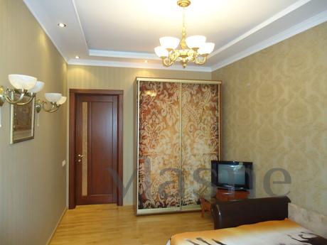 3 BR .Penthouse apartment,near Arcadia, Odessa - apartment by the day