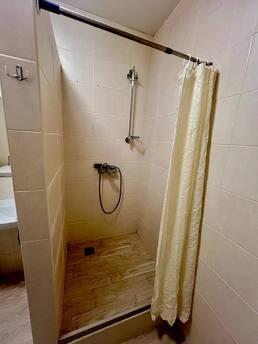 Poltavska, 64 (8th line) Pokrovsky Park Poltavska, 64 (8th line) Pokrovsky Park, Irpin - apartment by the day