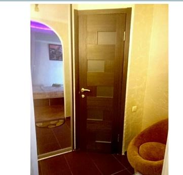 1k Lux, near the metro KPI, warm., Kyiv - apartment by the day
