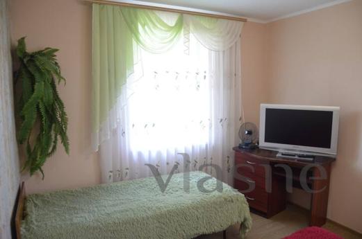 House near Sofievsky Park for Three, Uman - apartment by the day