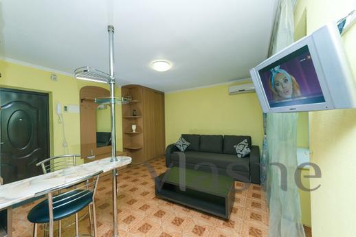 Сдам 1к на Печерске, Лескова 6, Киев - квартира посуточно