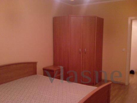 Rent one-room apartment. Drahomanov Street 3 / 16. 45/18/12 