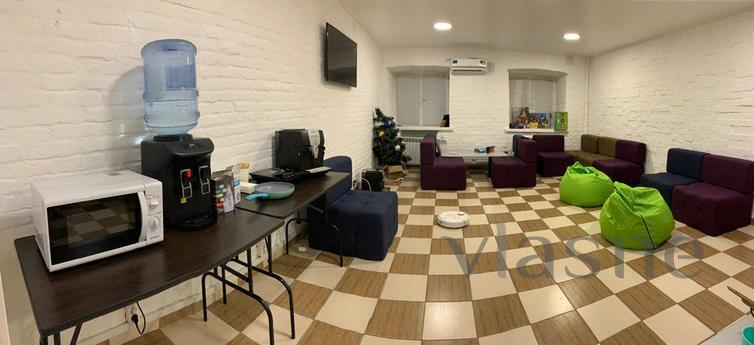 Hostel in the center of Kiev (new), Kyiv - apartment by the day