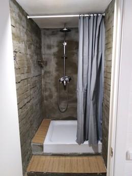 Hostel in the center of Kiev (new), Kyiv - apartment by the day