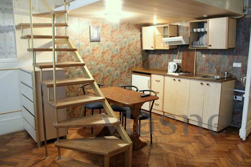 Apartment in the heart of the city, Odessa - apartment by the day