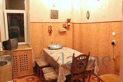 4-bedroom apartment in the center, Odessa - apartment by the day
