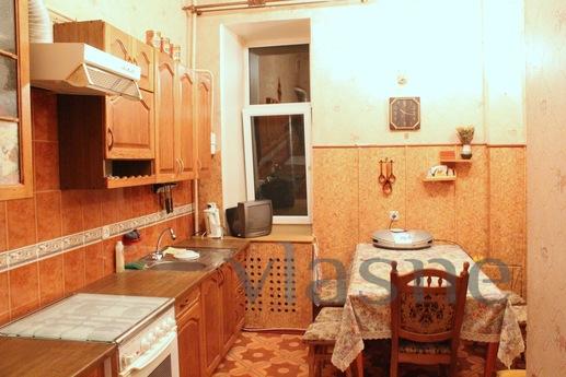 4-bedroom apartment in the center, Odessa - apartment by the day