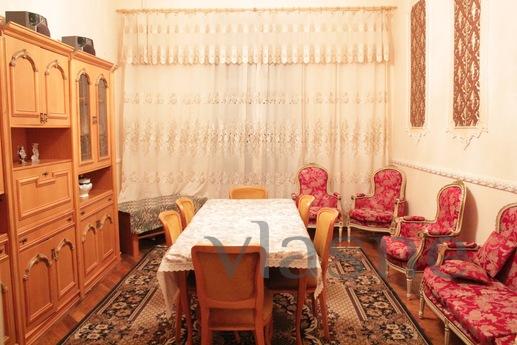 4-bedroom apartment in the heart of Odessa. Before Deribasov