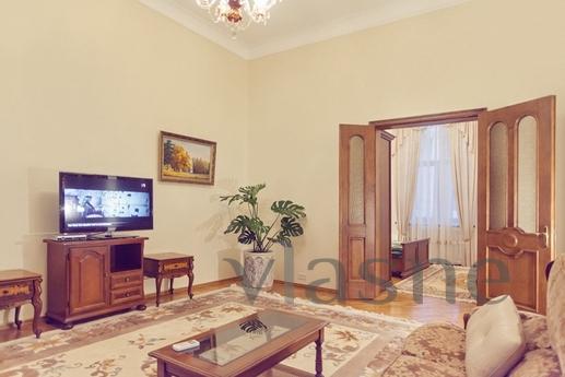 Rent apartments in Kiev center, Kyiv - apartment by the day