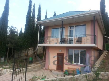 Rent one two-storey house in a cypress forest by the sea (3-