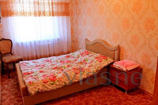 2 комнатная квартира в центре, Черкассы - квартира посуточно