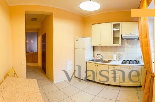 2k Gorky 25, Kyiv - apartment by the day