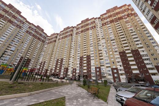 Новая 1 ком. квартира метро Демиевская, Киев - квартира посуточно