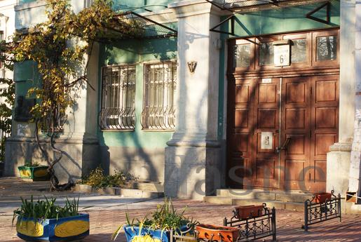 Сдам 3 комнатную квартиру, Киев - квартира посуточно
