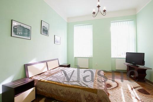 2-ком. квартира возле Оперного театра, Львов - квартира посуточно
